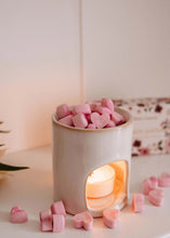 Load image into Gallery viewer, Amore Scented Wax Melts
