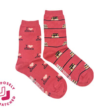 Load image into Gallery viewer, Women's Mismatched Crew Socks (more)
