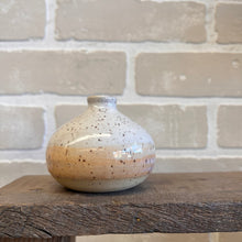 Load image into Gallery viewer, Mom Vases
