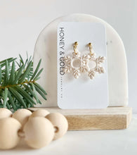 Load image into Gallery viewer, Honey &amp; Gold Clay Dangle Earrings (Holiday)
