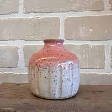 Load image into Gallery viewer, Mom Vases
