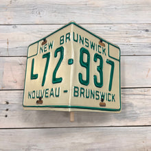 Load image into Gallery viewer, License Plate Birdhouses
