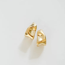 Load image into Gallery viewer, High Tide Earrings
