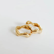 Load image into Gallery viewer, Ripple Hoops
