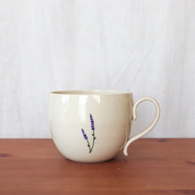 Load image into Gallery viewer, Breezy Ballantyne Pottery
