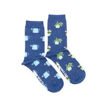 Load image into Gallery viewer, Women&#39;s Mismatched Crew Socks (more)
