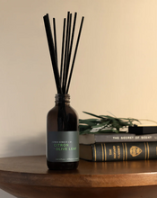 Load image into Gallery viewer, James Street Co. Reed Diffusers
