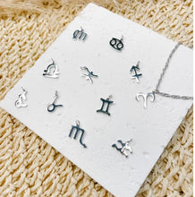 Load image into Gallery viewer, Ella Charm Anklet
