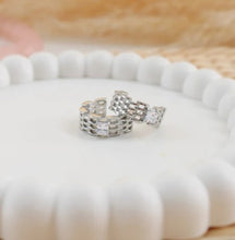 Load image into Gallery viewer, Khloe Chain Hoops
