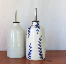 Load image into Gallery viewer, Breezy Ballantyne Pottery
