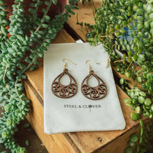 Load image into Gallery viewer, Steel &amp; Clover Earrings
