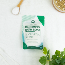 Load image into Gallery viewer, Blooming Bath Soak
