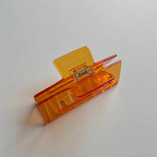 Load image into Gallery viewer, Kylie Summer Claw Clip (Large) (STORE)

