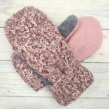 Load image into Gallery viewer, Sweater Mittens (Small)
