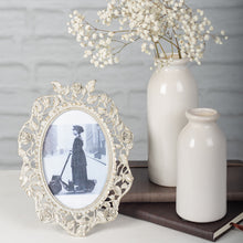 Load image into Gallery viewer, Minimalist Flower Vases Cream
