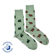 Load image into Gallery viewer, Men's Mismatched Crew Socks (more)
