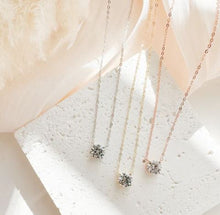Load image into Gallery viewer, Luna Necklace
