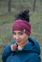 Load image into Gallery viewer, Monashee Twist ~ Multi Wear 5-in-1 Beanie
