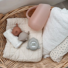 Load image into Gallery viewer, Noüka Puppet Bath Toys
