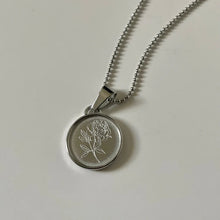 Load image into Gallery viewer, Peony Necklace
