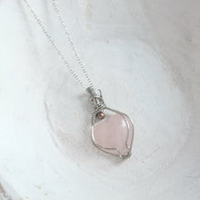 Load image into Gallery viewer, Wire Wrapped Pendant
