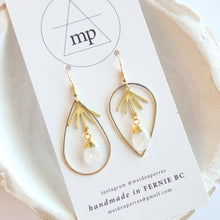 Load image into Gallery viewer, Maiden Perras Gemstone Dangles (Assorted Gold)
