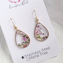 Load image into Gallery viewer, Meraki Floral Dangles
