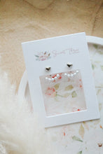 Load image into Gallery viewer, Presley Earrings
