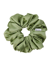 Load image into Gallery viewer, Ellea Scrunchie (XL / Extra Fluffy)

