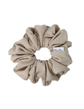 Load image into Gallery viewer, Ellea Scrunchie (XL / Extra Fluffy)
