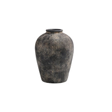 Load image into Gallery viewer, Black Terracotta Vase

