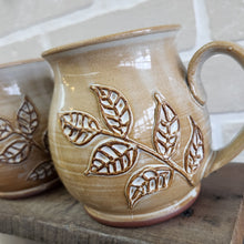 Load image into Gallery viewer, Belly Mugs With Piped Designs
