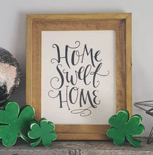 Load image into Gallery viewer, Wooden Shamrock Set
